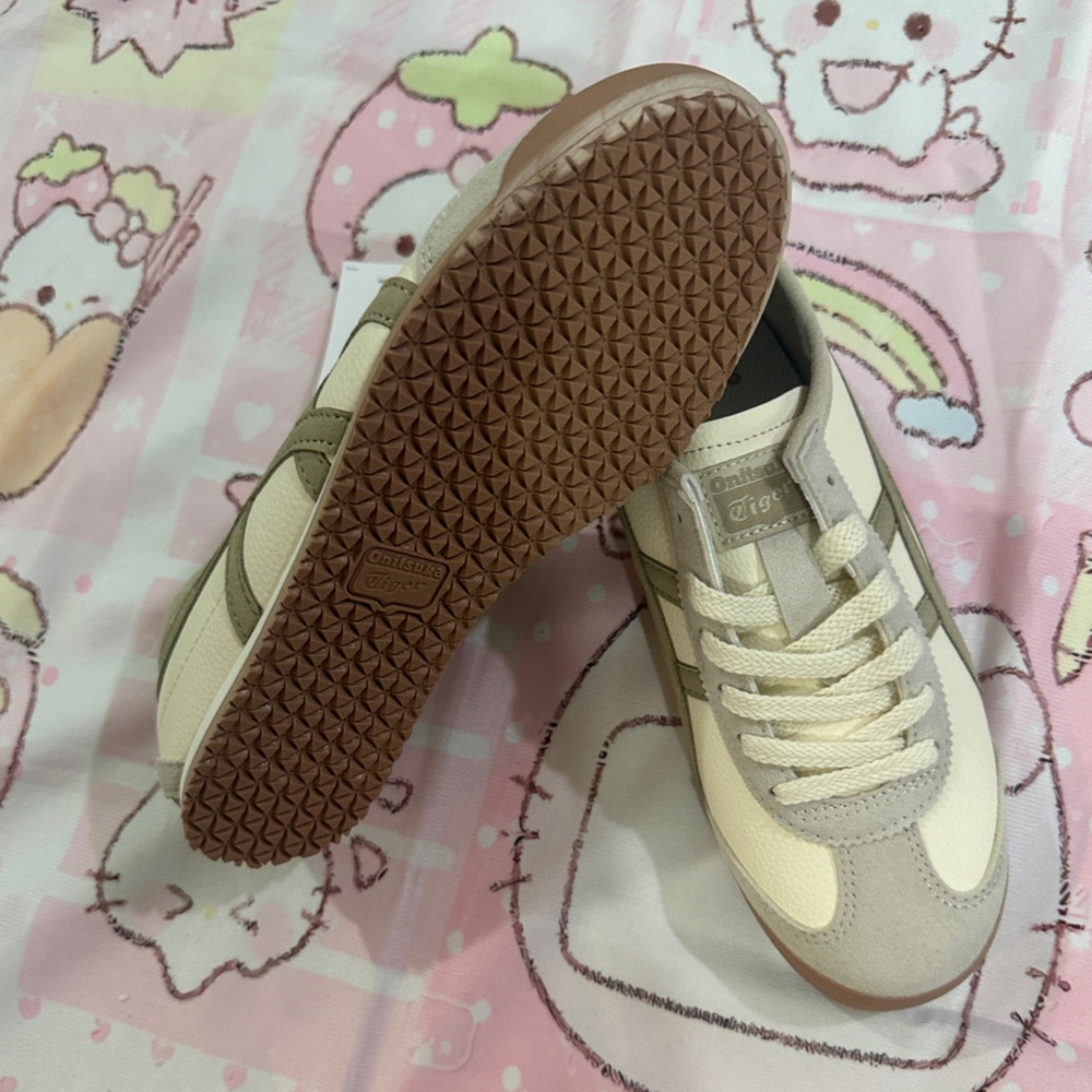 Onitsuka Tiger Beige and Cream Mexico 66 Sneakers - Picture 4 of 8